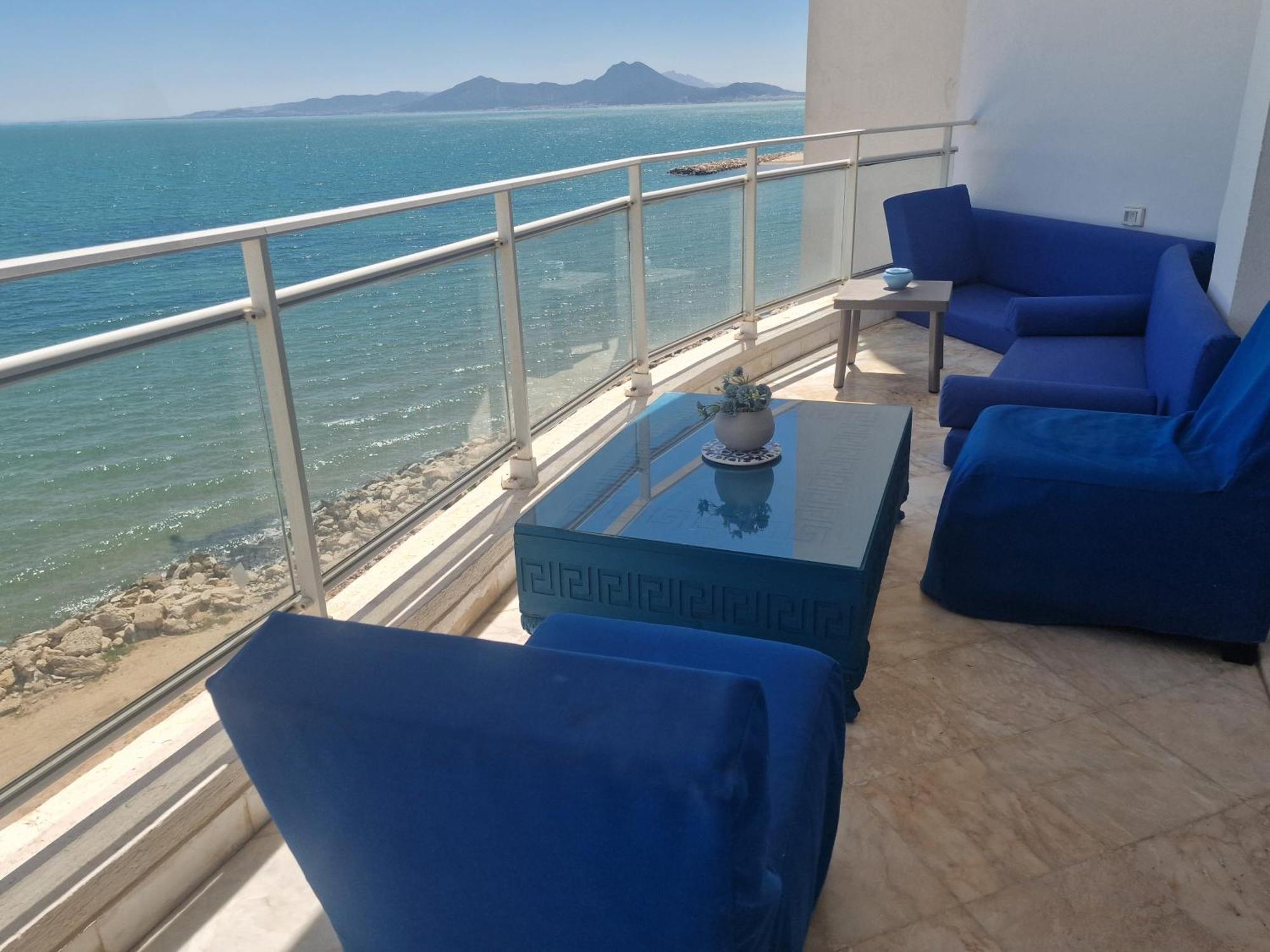 The Bleu Sea Lägenhet Tunis Exteriör bild